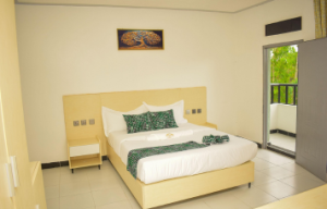 Hotel with accessible rooms in Bondo
